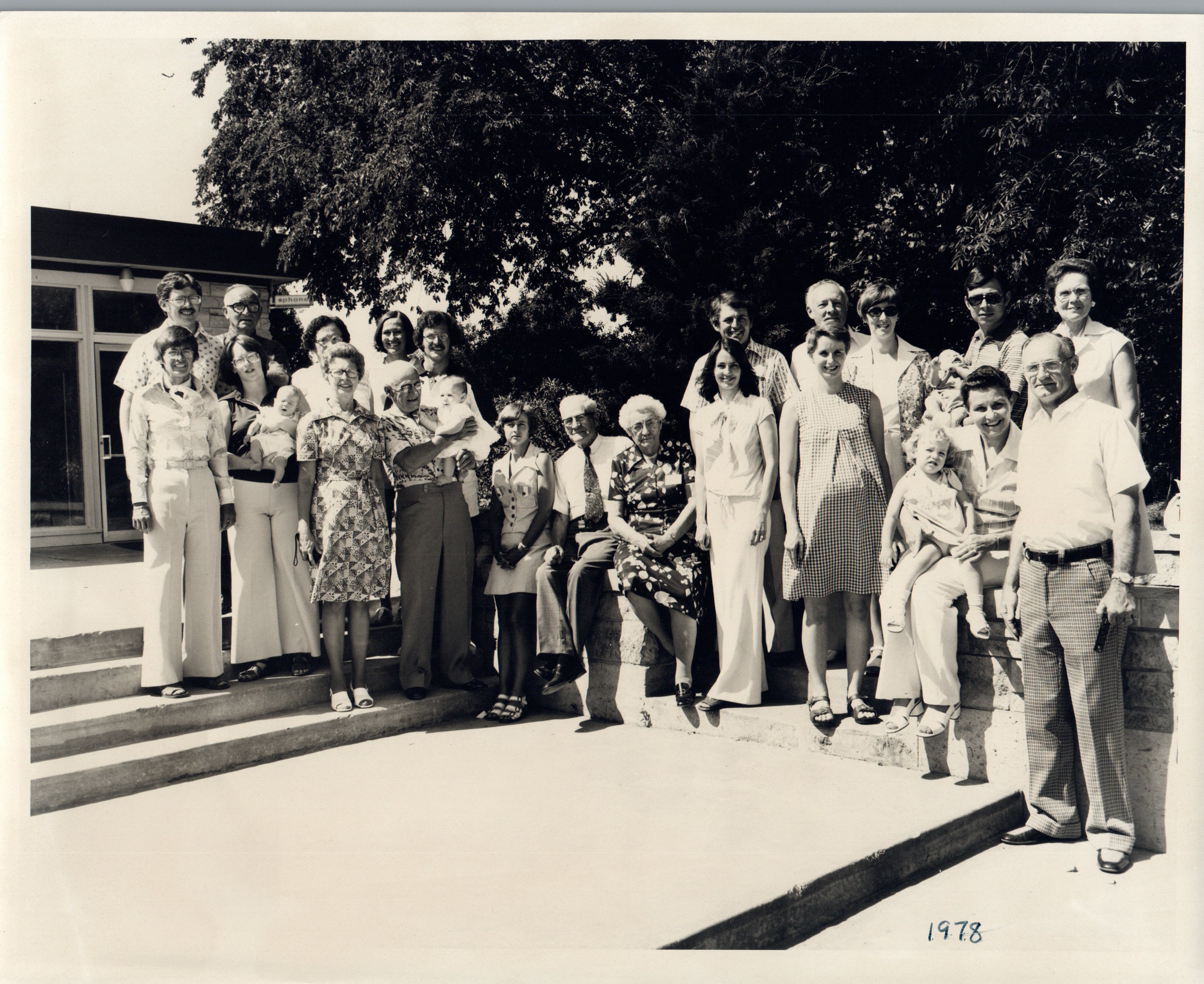 Roberta Rikli RIKLI FAMILY REUNION PICTURES – Rikli Family Home